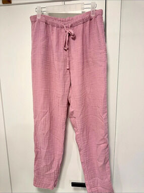 XIRENA Pink Drawstring Ankle Pants Size Medium Like New